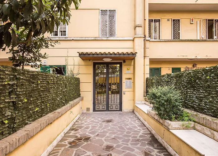 M&l - Caracalla Holiday Apartment